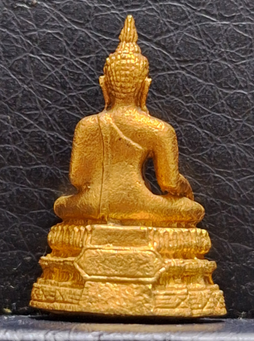 พระชัยวัฒน์ศรีศากยะมุนี อปร.วัดสุทัศน์ ปี 2521 ชุดกรรมการ ทองคำ 7.45 กรัม เงิน นวะ พร้อมกล่อง 5