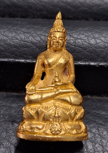 พระกริ่งไพรีพินาศนวปทุม ภปร. วัดปทุมวนาราม ปี2535 เนื้อทองคำ นน. 19.10 กรัม นิยมมาก สร้างตามสั่งจอง