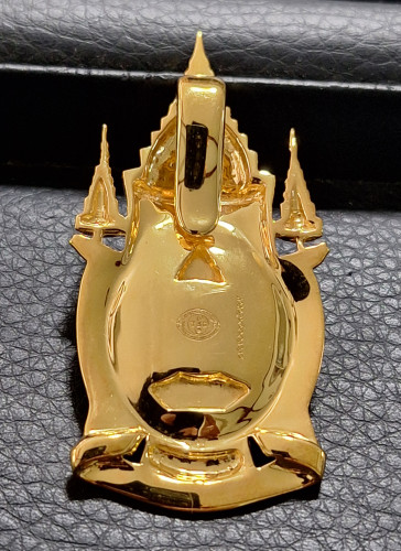 จี้ตราสัญญลักษณ์งานเฉลิมพระเกียรติ 80 พรรษา เนื้อทองคำ ประดับเพชร งานสวยมาก 1