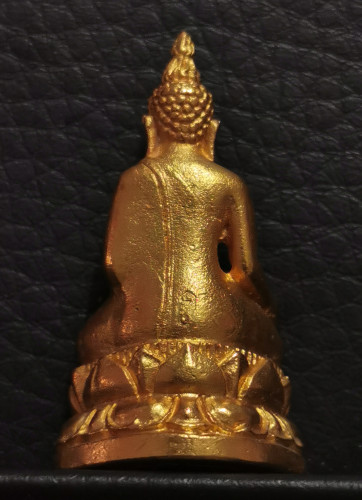 พระกริ่งไพรีพินาศ นวปทุม ภปร.  วัดปทุมวนาราม ปี 2535 ทองคำหนัก 20.0 กรัม สภาพสวย 2