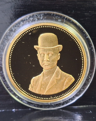 เหรียญเสด็จปู่ ร.5 หลวงพ่อเปิ่น วัดบางพระ จ.นครปฐม ปี2536 เนื้อทองคำขัดเงา พิมพ์ใหญ่ พร้อมกล่อง 1