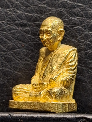 รูปหล่อสมเด็จพระญาณสังวร สมเด็จพระสังฆราช รุ่นแรก ปี2531 ทองคำพิมพ์เล็ก หนัก 10 กรัม สภาพสวยมาก 1