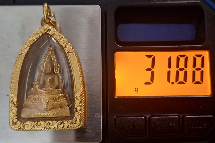 พระพุทธชินราช สธ. รุ่นเฉลิมพระเกียรติ เนื้อทองคำบริสุทธิ์ 99.99%ปี2539 หนัก รวมกรอบ 31.88g. ราคาถูก 4