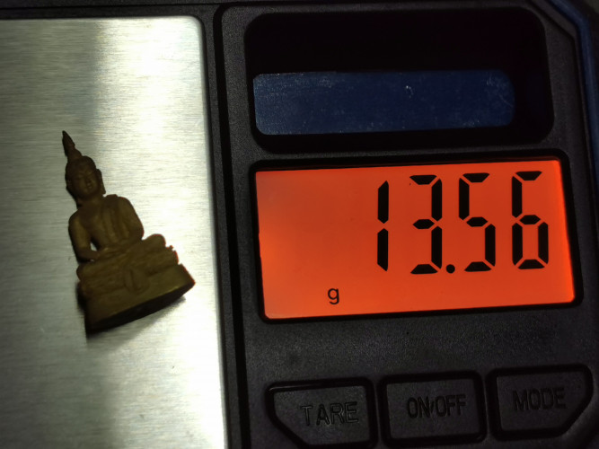 รูปหล่อพระแก้วมรกต ฤดูฝน มูลนิธิวิทยาลัยเขตสิรินธร พ.ศ. ๒๕๓๘ เนื้อทองคำบริสุทธิ์ พิมพ์ใหญ่ 5