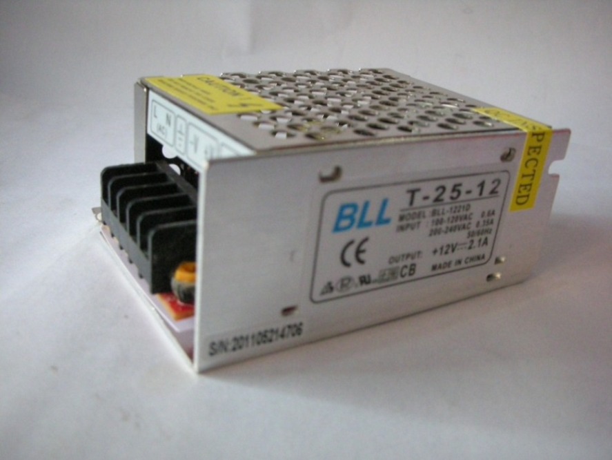 220VAC เป็น 12VDC Switching Power Supply ขนาด 2.1A   ยี่ห้อ BLL
