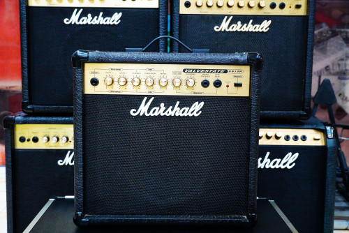 Marshall VS15R Guitar Amp 15วัตตน์ รีเวิร์บในตัว MADE IN ENGLAND