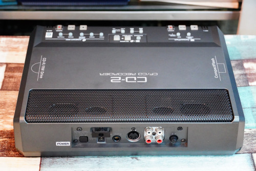 Roland CD-2 CF CD Recorder เครื่องไรท์CD อัดจากCFหรือAudio InลงCD หรือถ่ายจากCDลงCF ลำโพงในตัว 3