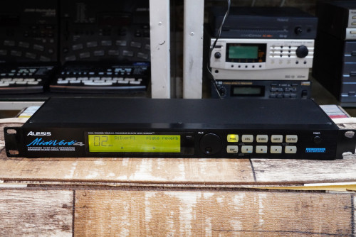 เอฟเฟคไมค์ ALESIS MidiVerb4 (TAIWAN) ของแท้งานไต้หวัน หูหัก จัดไปราคาพิเศษ