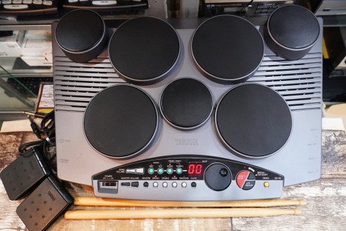 กลองไฟฟ้า YAMAHA DD-50 สวยๆจากญี่ปุ่น พร้อมฟุตแท้2อัน ไม้กลอง อะแด๊ปเตอร์ครบ ซาวด์กลองดี ราคาเบาๆ