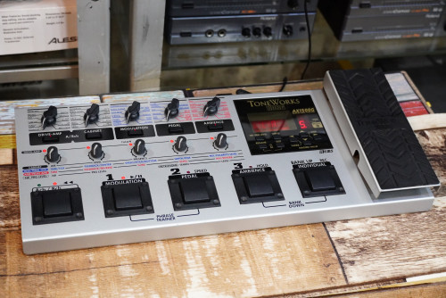 เข้าใหม่สวยๆ KORG AX1500G ตัวในตำนาน เสียงดี ใช้ง่าย ราคาดี พร้อมอะแด็ปเตอร์คู่มือไทย 2