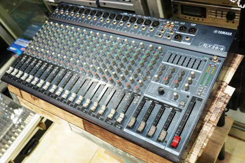 YAMAHA MX 20/6 งานคุณภาพจากญี่ปุ่น 20ช่อง 16ไมค์ 2สเตอ 4กรุ๊ป 2AUX เอฟเฟคไมค์16แบบในตัว อีคิวแยก7แบน