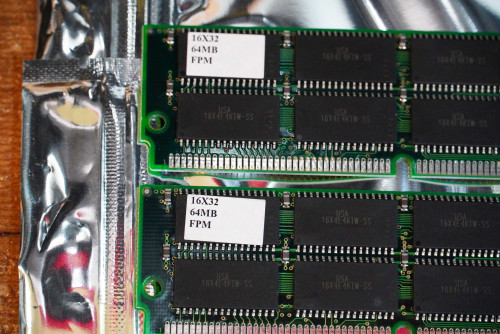 RAM สำหรับ Roland XV-5080 64MBx2 (128 MB) RAM MEMORY UPGRADE for Roland XV-5080 Sample Playback. 1