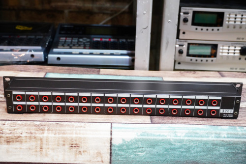 TASCAM PB-32P (JAPAN) Patch Bay 3