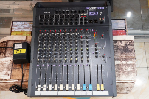 อังกฤษแท้ SoundCraft SPIRIT FOLIO F1 สวยๆใช้งานปรกติทุกช่อง 8ไมค์XLR สไลด์ยาว อะแด๊ปเตอร์แท้