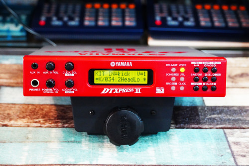 YAMAHA DTXPRESS III (MADE IN JAPAN) โมดูลกลองไฟฟ้า 10ทริก 990เสียง 128 GMซาวด์ในตัว โปรแกรมกลองได้32