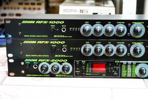 เอฟเฟคไมค์ ZOOM RFX-1000 (JAPAN) งานญี่ปุ่น คุณภาพเสียงดีเยี่ยม พร้อมอะแด๊ปเตอร์ 2