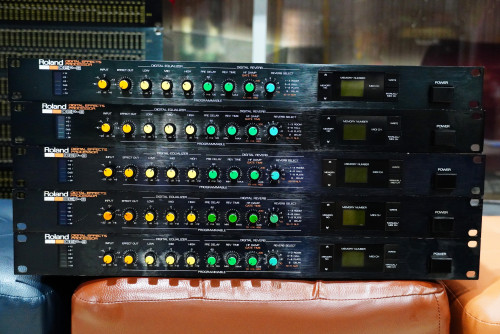 5 ตัวสวยๆ Roland DEP-3 (JAPAN) เอฟเฟคไมค์งานญี่ปุ่น เสียงเอฟเฟคดีมาก หนาหวาน ปรับอีคิวได้ เร่งหางเสี