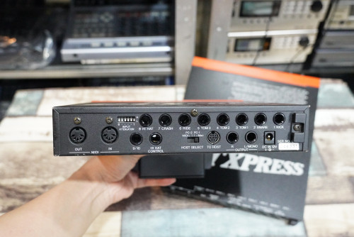 YAMAHA DTXPRESS (JAPAN) โมดูลกลองไฟฟ้า 990เสียง 48ชุดกลอง เซฟได้32ชุด 11รูทริก ต่อมิดี้คาราโอเกะตรง 4