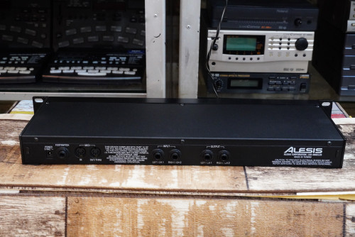 เอฟเฟคไมค์ ALESIS MidiVerb4 (TAIWAN) ของแท้งานไต้หวัน หูหัก จัดไปราคาพิเศษ 3