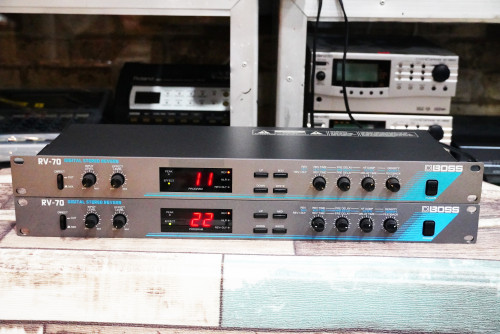 เอฟเฟคไมค์ BOSS RV-70 (JAPAN) ผลิตญี่ปุ่น ตัวนี้เสียงดีทุกโปรแกรม แทบไม่ต้องแต่ง
