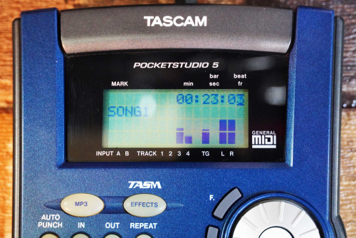 เครื่องมัลติแทร็ค TASCAM Pocketstudio 5 แถมเมม128MB และอะแด๊ปเตอร์แท้ ใช้งานปรกติ 5