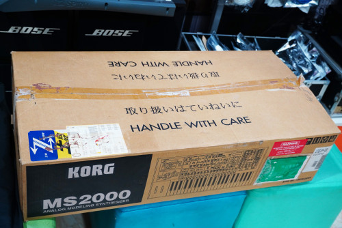 เหมือนใหม่กล่องครบ KORG MS2000 (JAPAN) ซื้อมาน่าจะไม่ได้ใช้เลย เก็บดีมาก สภาพนอนกล่อง 2
