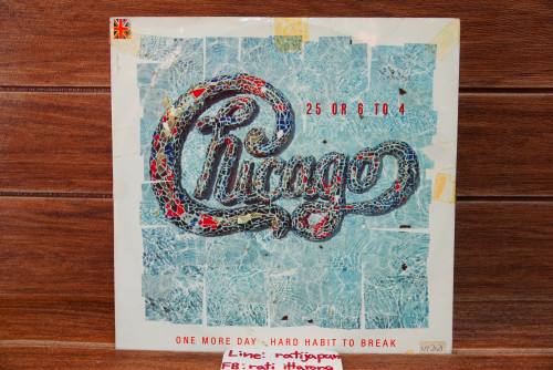 (61) Chicago - 25 or 6 to 4,One more day,Hard Habit to break 1LP