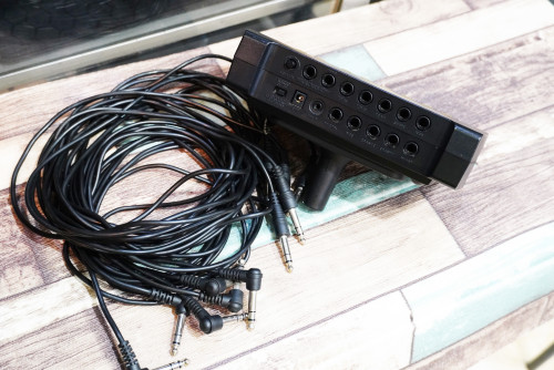 โมดูลกลอง Roland TD-3 แถมสายแจ็ค2.5m 6เส้น และแท่นยึด มี114เสียง 32ชุดกลอง เซฟได้10ชุด 10รูทริก MIDI 3