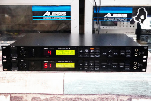 YAMAHA SPX900(JAPAN) เอฟเฟคไมค์ร้องผลิตญี่ปุ่น แต่งเสียงพร้อมใช้ เสียงดีมาก ราคาเบาๆ