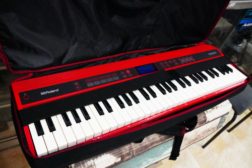 เหมือนใหม่ Roland GO KEYS 61 Bluetooth พร้อมกระเป๋าRolandแท้ ซัสแทนRoland DP-2 อะแด๊ปเตอร์แท้ 4