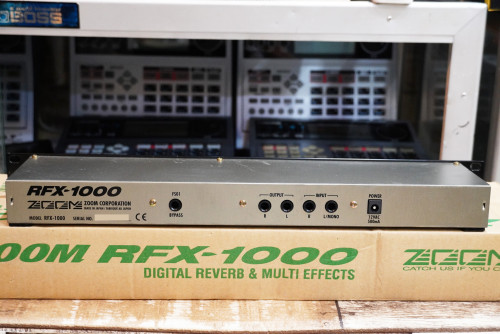 เอฟเฟคไมค์ ZOOM RFX-1000 (JAPAN) งานญี่ปุ่น คุณภาพเสียงดีเยี่ยม พร้อมอะแด๊ปเตอร์ 8