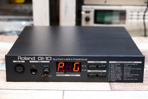 Roland GI-10 (JAPAN) Guitar-MIDI Interface เฉพาะตัวโมดูลและอะแด๊ปเตอร์