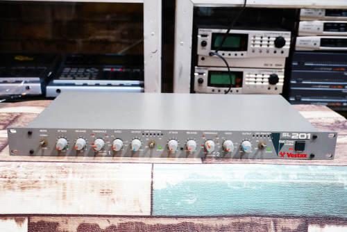 Vestax SL-201 (JAPAN) คอมเพรสเซ่อร์และลิมิตเตอร์ 2ช่อง งานญี่ปุ่น เสียงคมชัดดีมาก