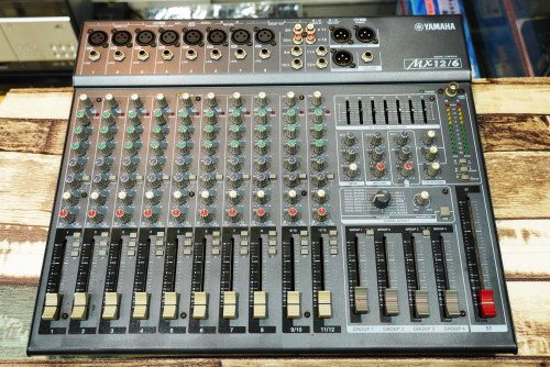 YAMAHA MX 12/6 แท้จากญี่ปุ่น (ผลิตไต้หวัน) 12 ช่อง/8 ไมค์ / 4 Group