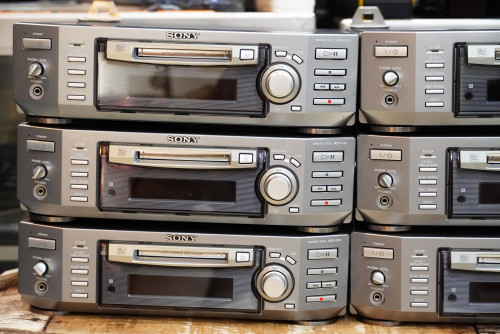 เครื่องเอ็มดี SONY MDS-S50 นำเข้าญี่ปุ่น ใช้งานปรกติทั้งอัดและอ่าน รองรับMDLP แถมแผ่นMD 1แผ่น ประกัน 4