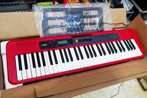 (1) ใหม่แกะกล่อง CASIO Casiotone CT-S200 400เสียง จังหวะหัดเล่นและลำโพงในตัว ต่อแอมป์นอกได้ ใส่ถ่านไ 1