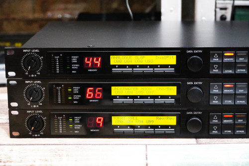 3 ตัวสวยๆ YAMAHA SPX990 (JAPAN) เอฟเฟคไมค์ตัวเทพในวงการPA เสียงดีจริงๆ เอฟเฟคในมิกซ์ไม่พอใช้ 1