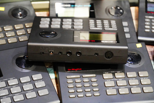 มีทั้ง2รุ่น BOSS DR-550mkII , DR-550 บอกซ์กลอง ซาวด์กลองดีมาก พร้อมอะแด๊ปเตอร์ คู่มือไทย 2