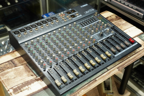 YAMAHA MX 12/6 แท้จากญี่ปุ่น (ผลิตไต้หวัน) 12 ช่อง/8 ไมค์ / 4 Group 2
