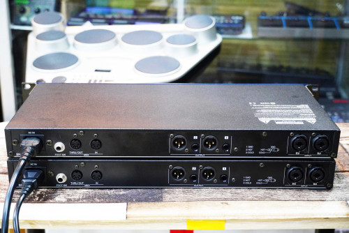 ดิจิตอล กราฟฟิคอีคิว Roland SRQ-2031 (JAPAN) งานญี่ปุ่น 31แบนด์ x 2 แชนแนล เซฟได้ 16 โปรแกรม 3