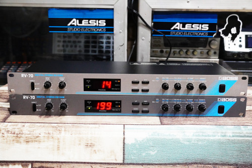 เอฟเฟคไมค์ BOSS RV-70 (JAPAN) ผลิตญี่ปุ่น ตัวนี้เสียงดีทุกโปรแกรม แทบไม่ต้องแต่ง