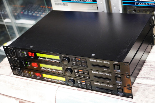 3 ตัวสวยๆ YAMAHA SPX990 (JAPAN) เอฟเฟคไมค์ตัวเทพในวงการPA เสียงดีจริงๆ เอฟเฟคในมิกซ์ไม่พอใช้ 3
