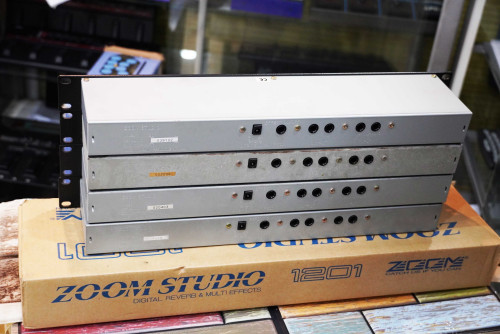 เอฟเฟคไมค์งานญี่ปุ่น ZOOM 1201 (JAPAN) ตัวนี้คุ้มค่าเงินมาก ได้ของญี่ปุ่น เสียงหนากังวาน ในราคาเบาหว 1