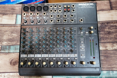 งานยูเอส Mackie 1202-VLZ PRO (USA) ตัวโปรท๊อปสุด 12ch 4ไมค์ 4สเตอ ซาวด์คมชัดดีมาก