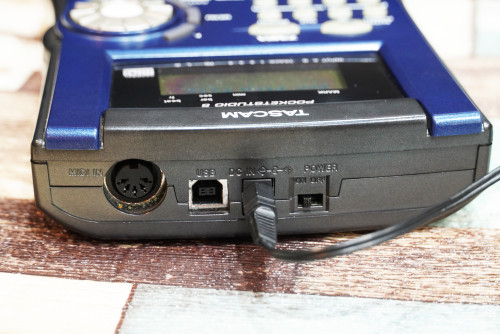 เครื่องมัลติแทร็ค TASCAM Pocketstudio 5 แถมเมม128MB และอะแด๊ปเตอร์แท้ ใช้งานปรกติ 3
