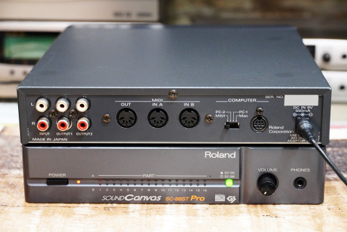 ซาวด์คาราโอเกะ Roland SC-88ST PRO (JAPAN) ซาวด์เดียวกับ SC-88Pro ตัดจอออก ราคาประหยัดลง สำหรับท่านที 1