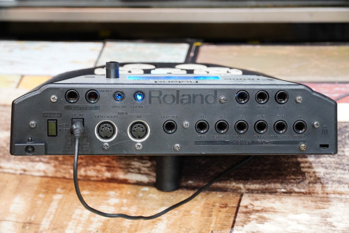 Roland TD-6V โมดูลกลองไฟฟ้าไมค์จ่อกลองชุดหรือกับแป้นยางกลองไฟฟ้า พร้อมขาและอะแด๊ปเตอร์ มี1024เสี 3