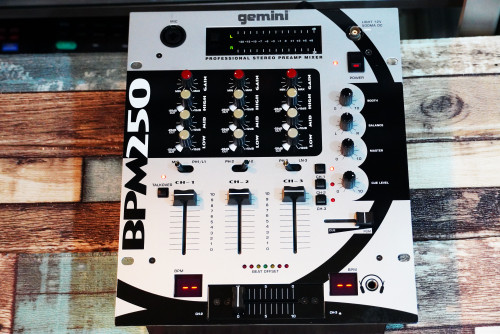 gemini BPM250 DJ Mixer  (USA) ไฟ220V สวยๆ ใช้งานปรกติ 1