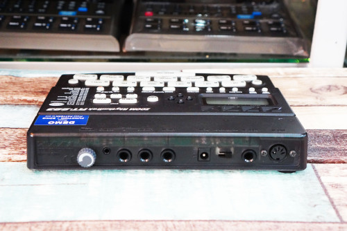 มาใหม่สวยๆ ZOOM RT-223 ซาวด์กลอง24บิต 18วอยส์โพลี่ 213เสียงกลอง 12เบส เซฟจังหวะได้511 1