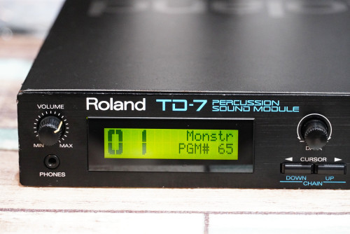 โมดูลกลองไฟฟ้า Roland TD-7 ใช้งานปรกติ 512เสียง 32ชุดกลอง โปรแกรมเสียงได้ 10ทริก ซาวด 2